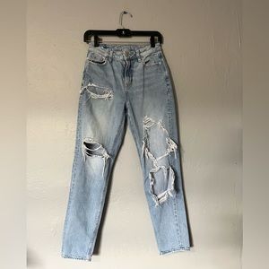 High wasted American Eagle mom jean